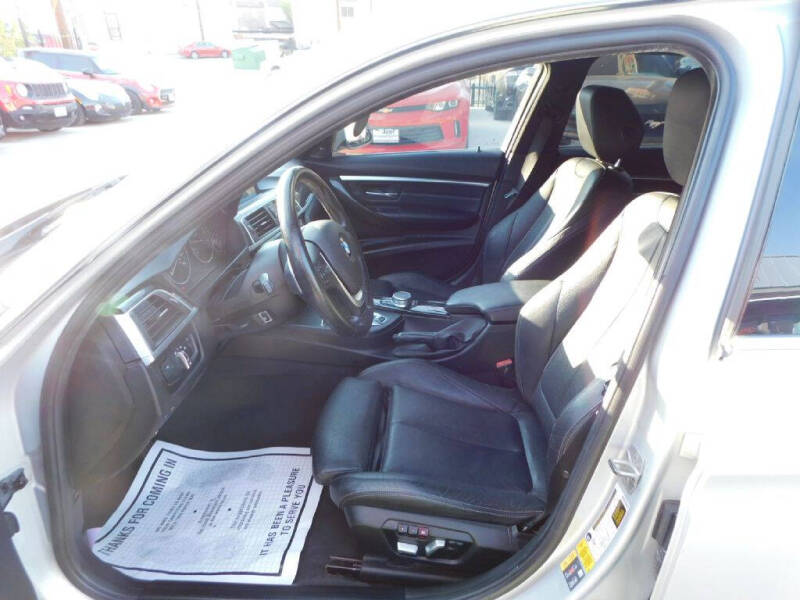 2017 BMW 3 Series 330e iPerformance