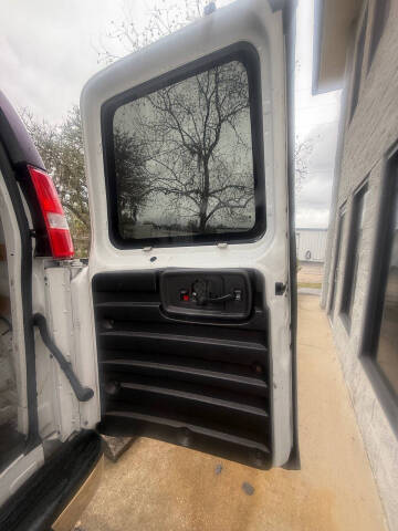 2019 Chevrolet Express 2500