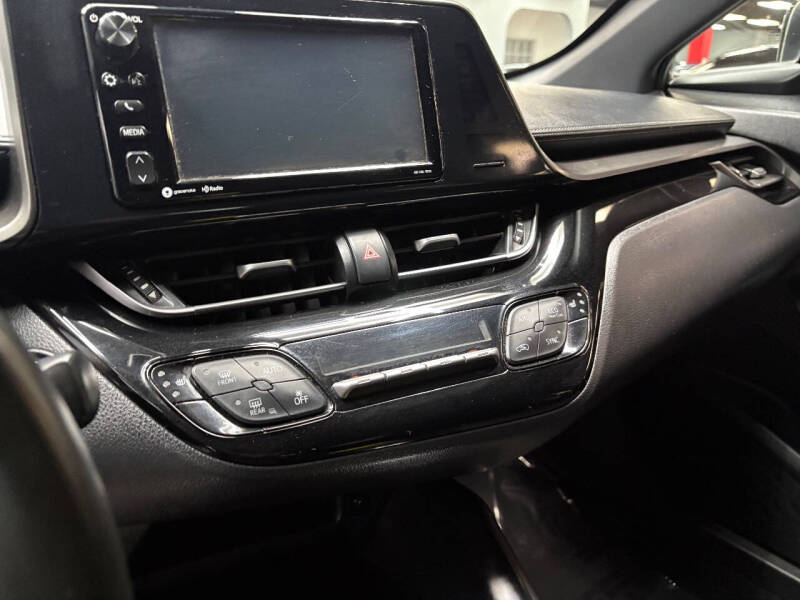 2018 Toyota C-HR XLE Premium