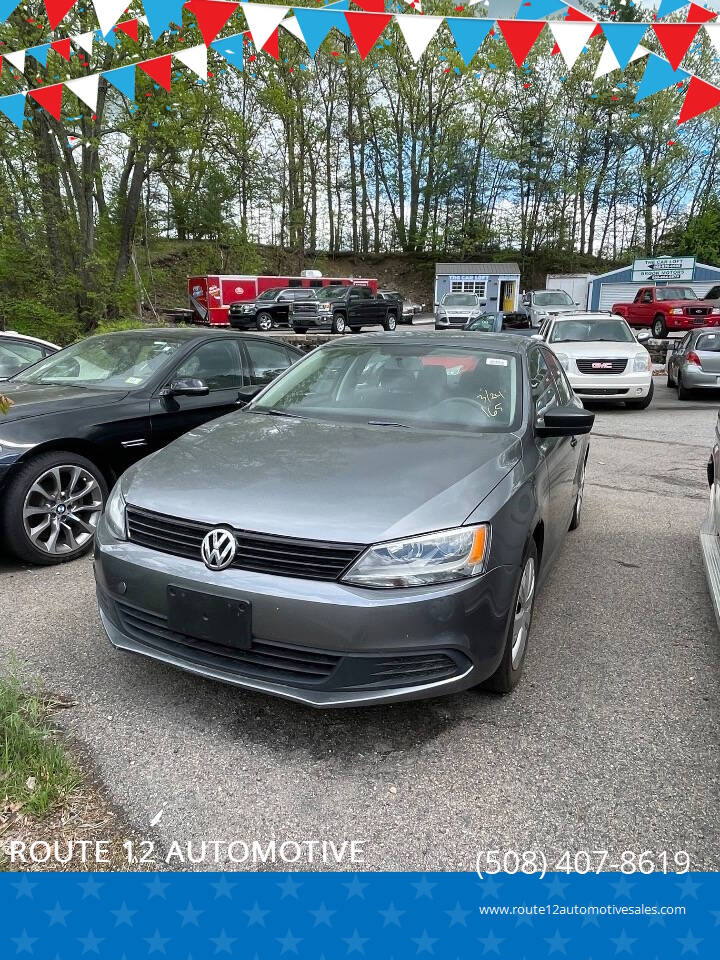Gray 2012 Volkswagen Jetta Base Base 4dr Sedan 6A 1