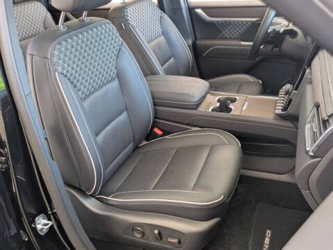 2024 GMC Acadia Denali