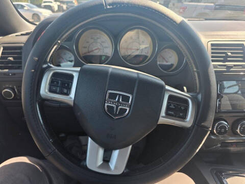 2012 Dodge Challenger SXT