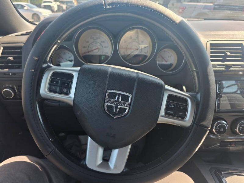 2012 Dodge Challenger SXT