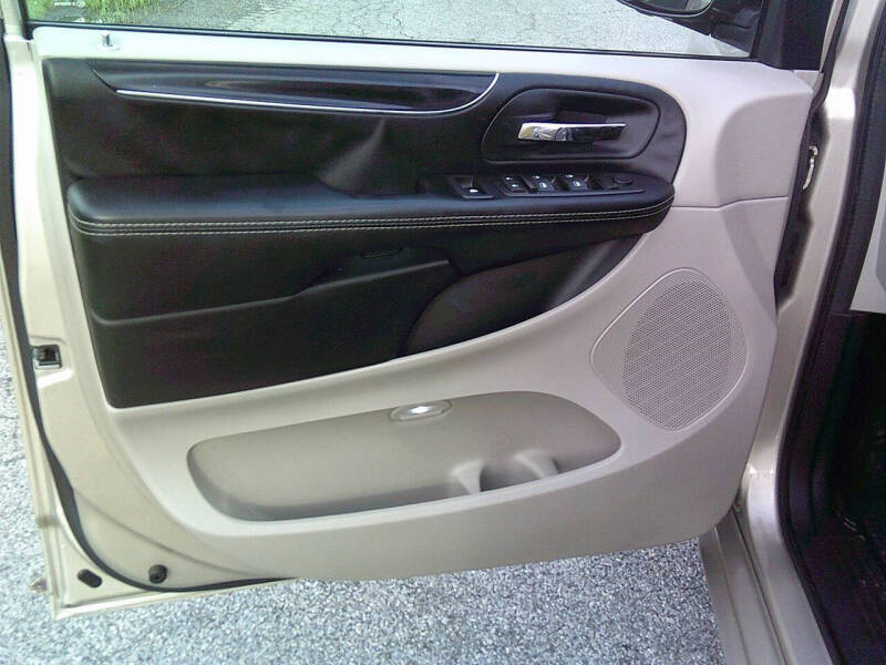 2016 Dodge Grand Caravan SE Plus