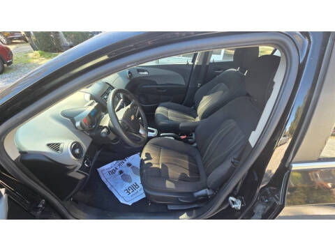 2016 Chevrolet Sonic LT Auto