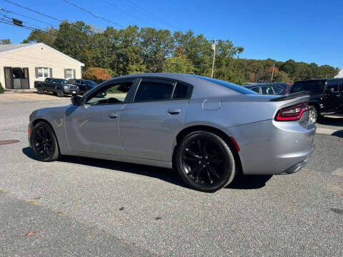2016 Dodge Charger SE