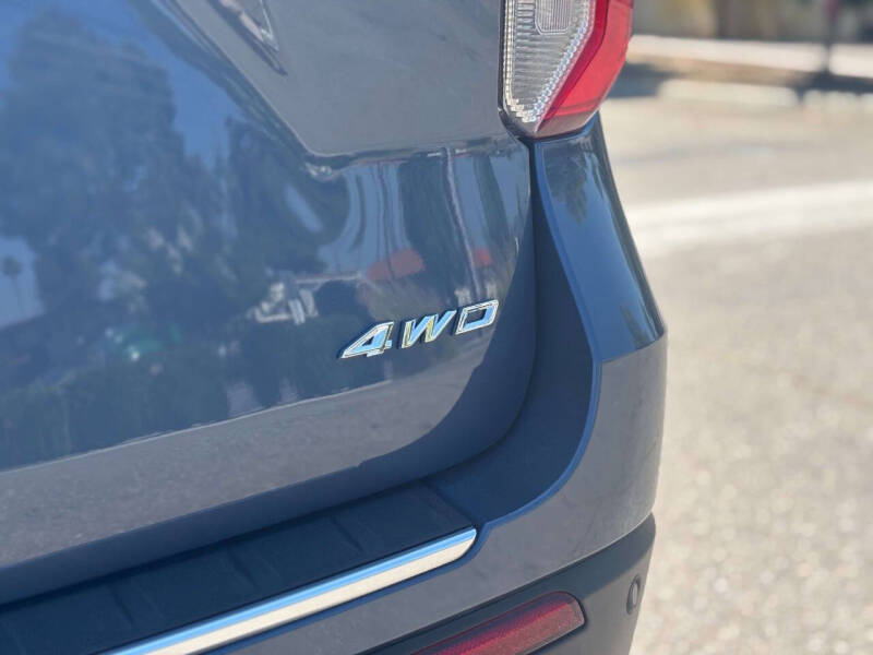 2021 Ford Explorer Platinum