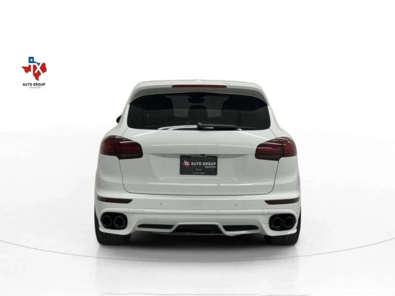 2018 Porsche Cayenne GTS