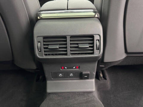 2024 Land Rover Range Rover Velar P250 S