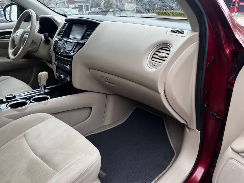 2015 Nissan Pathfinder S