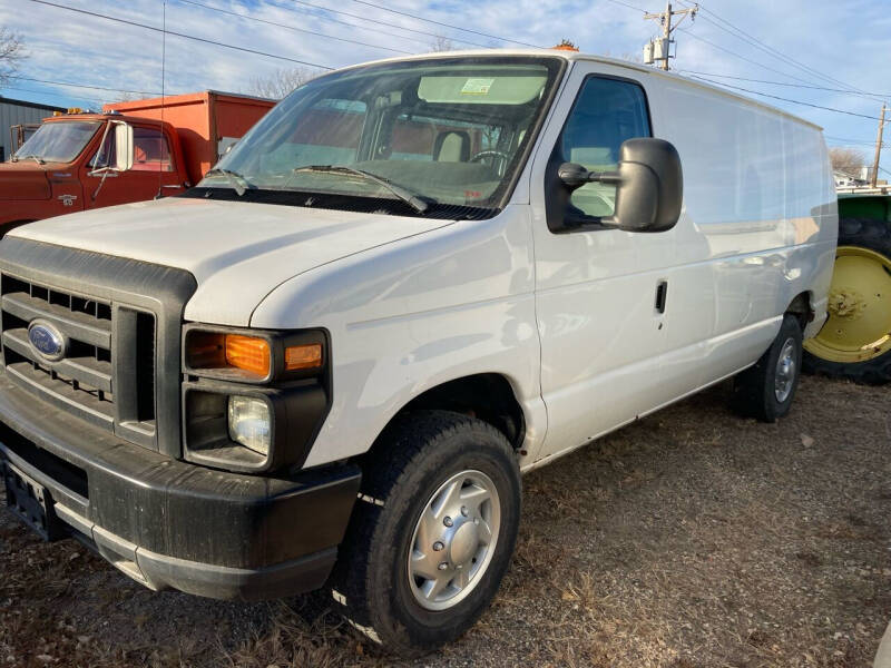 2011 Ford E-Series for sale at Auto Towne in Aberdeen SD