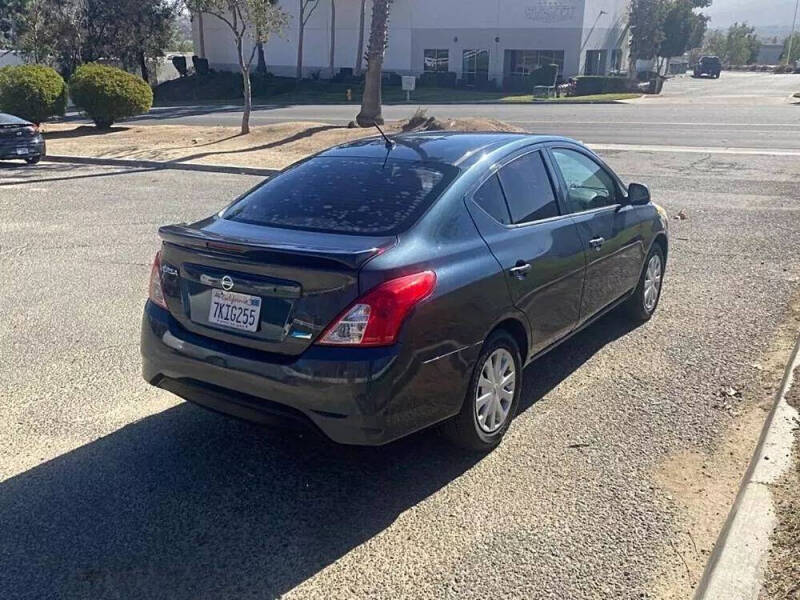 2015 Nissan Versa 1.6 S
