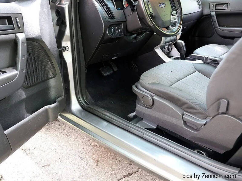 2010 Ford Focus SE