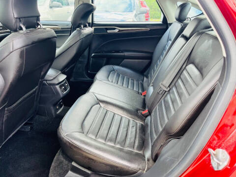 2013 Ford Fusion Hybrid SE