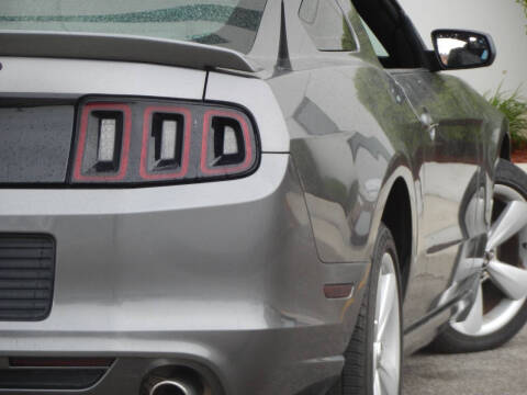 2014 Ford Mustang V6 Premium