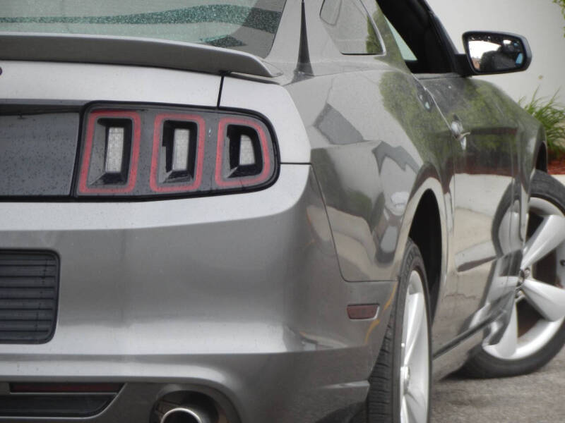 2014 Ford Mustang V6 Premium