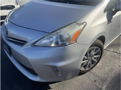 2012 Toyota Prius v Three