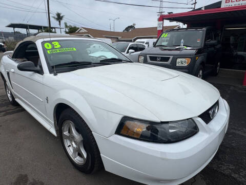 2003 Ford Mustang Deluxe