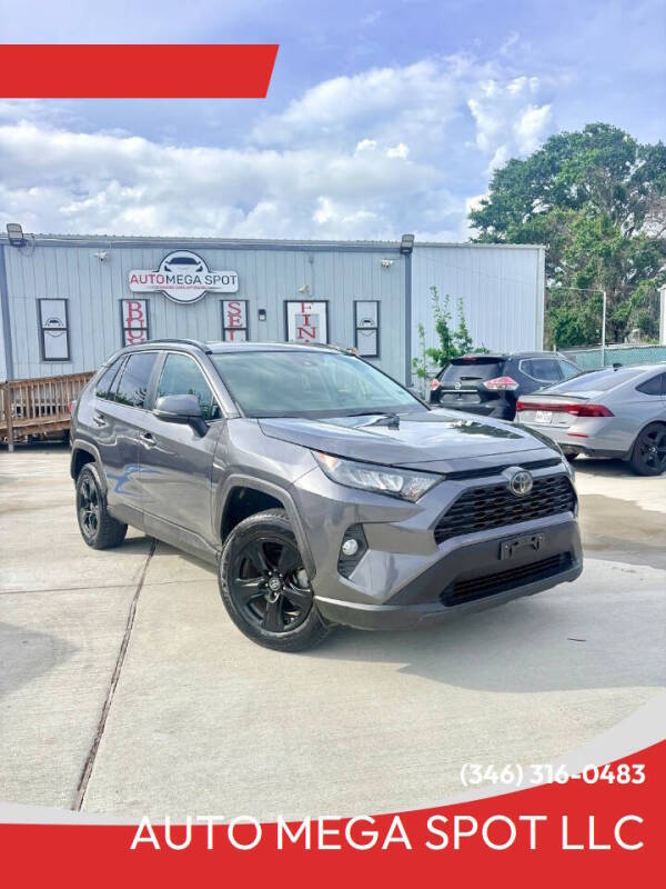 2020 Toyota RAV4 XLE