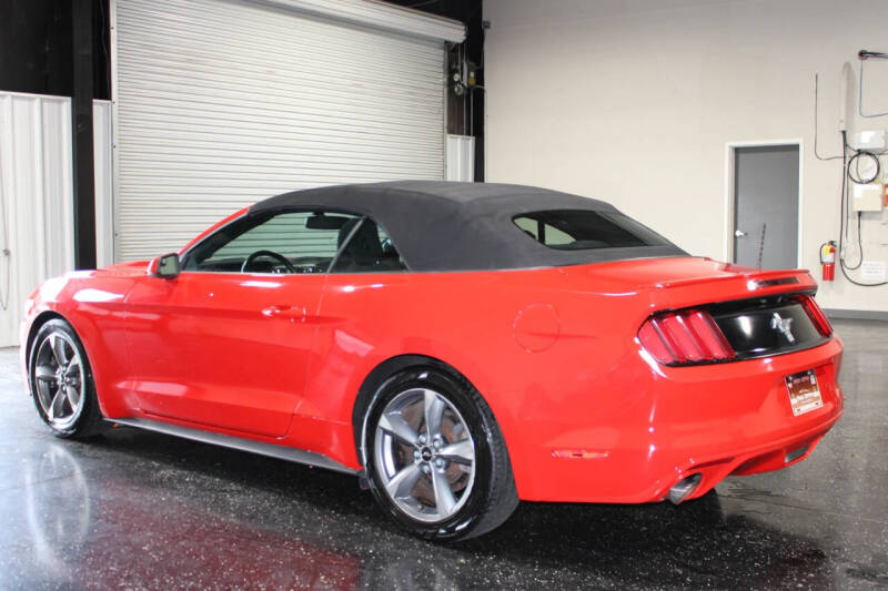 2016 Ford Mustang V6