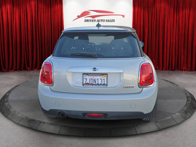 2015 MINI Hardtop 2 Door Cooper