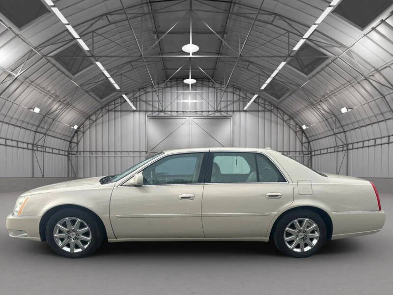 2011 Cadillac DTS Premium Collection