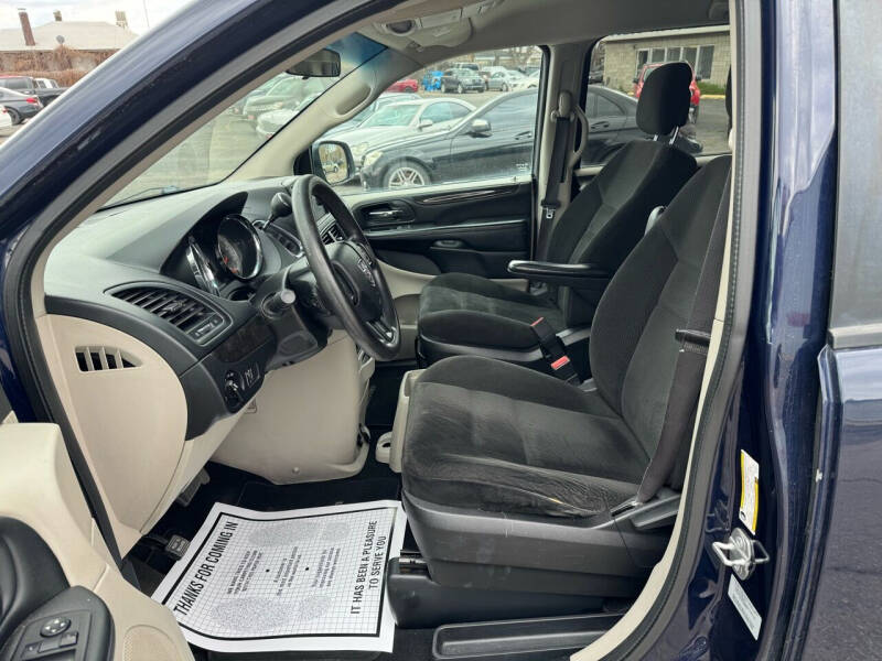 2015 Dodge Grand Caravan American Value Package