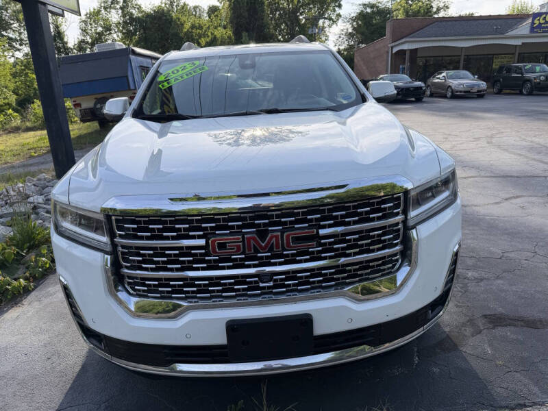 2023 GMC Acadia Denali