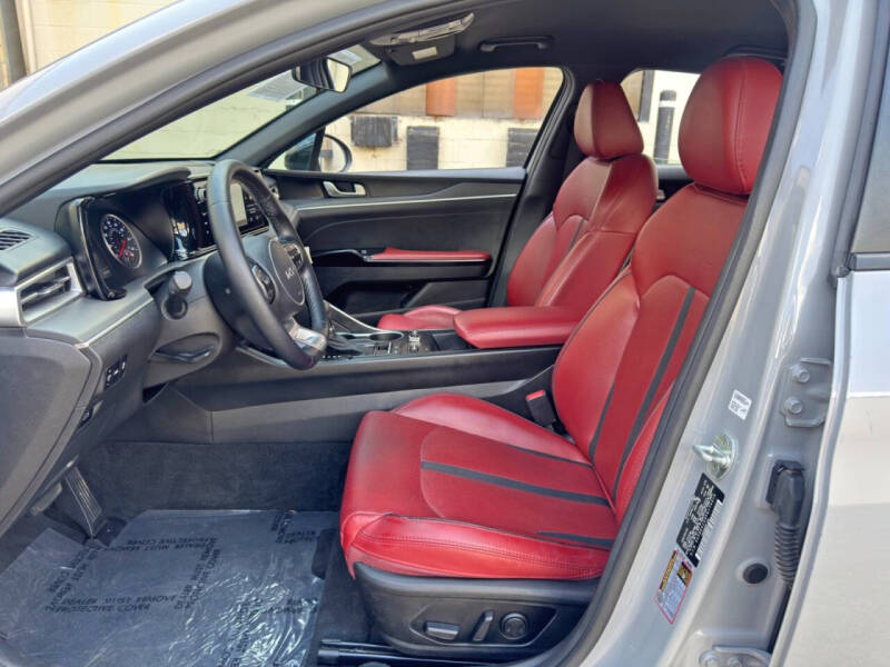 2023 Kia K5