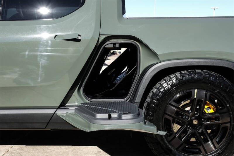 2022 Rivian R1T Launch Edition