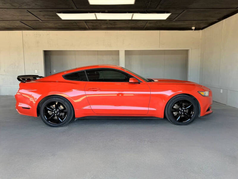 2015 Ford Mustang V6