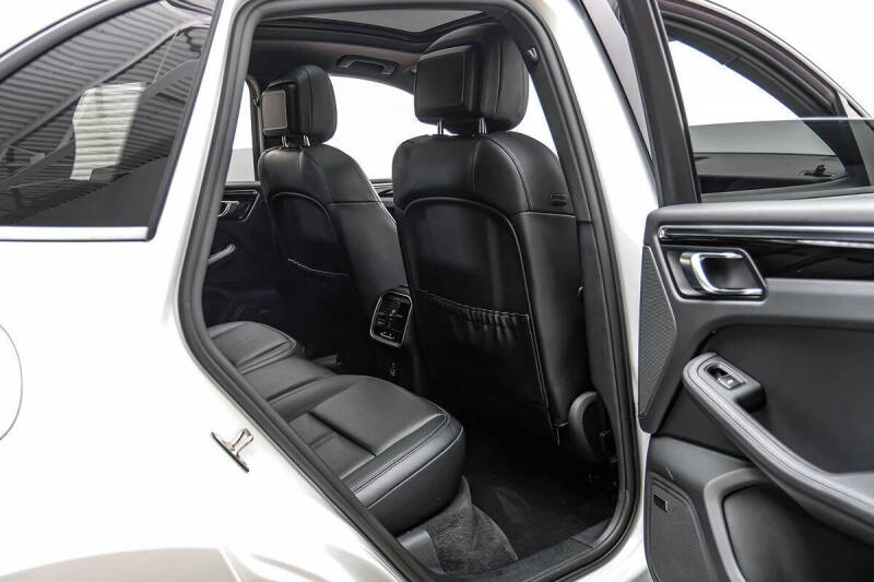 2024 Porsche Macan