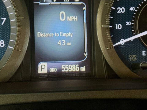 2017 Toyota Sienna XLE 7-Passenger Auto Access Seat