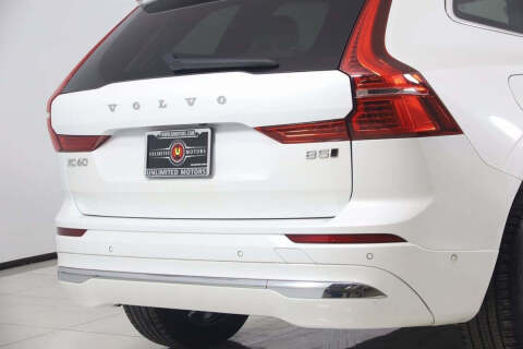 2023 Volvo XC60 B5 Plus Bright Theme