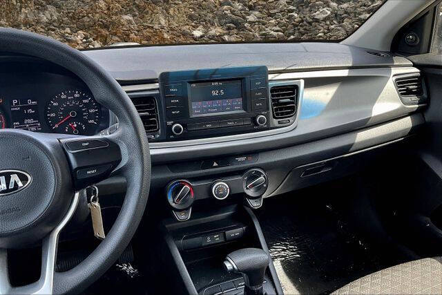 2018 Kia Rio 5-Door LX