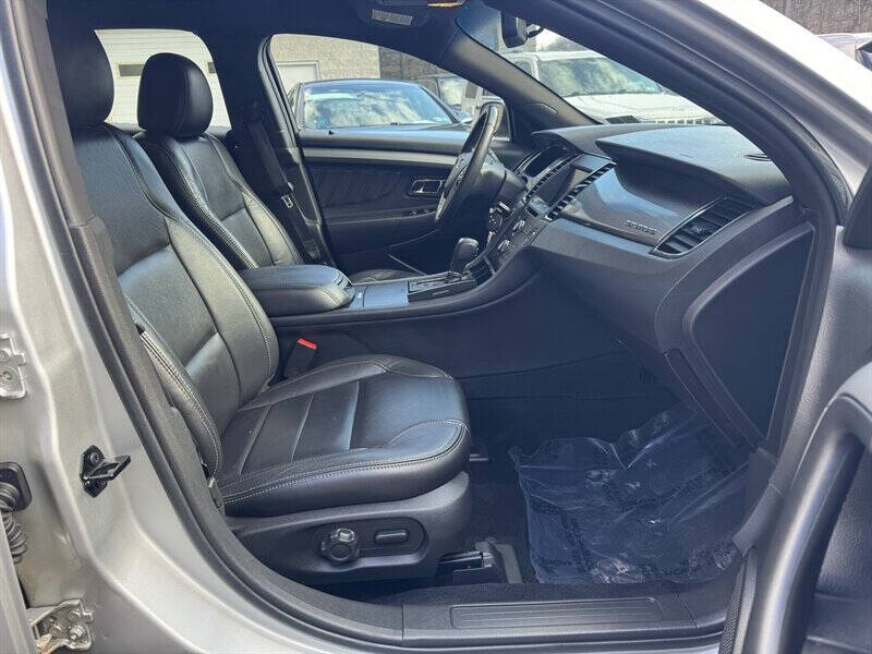 2013 Ford Taurus SEL