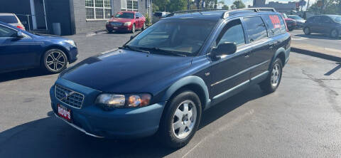 2002 Volvo XC for sale at Rod's Automotive in Cincinnati OH