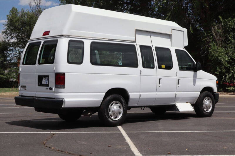 2012 Ford E-Series E-350 SD