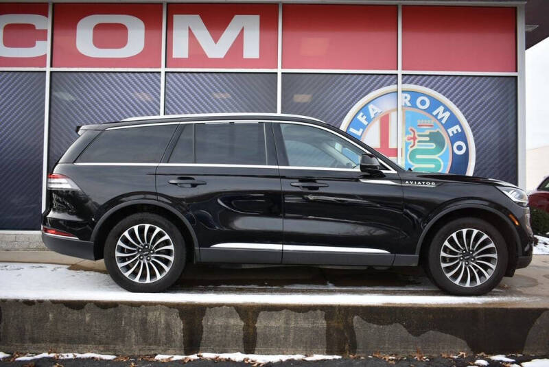 Used 2022 Lincoln Aviator Reserve with VIN 5LM5J7XC7NGL16191 for sale in Strongsville, OH