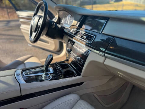 2013 BMW 7 Series 740Li xDrive