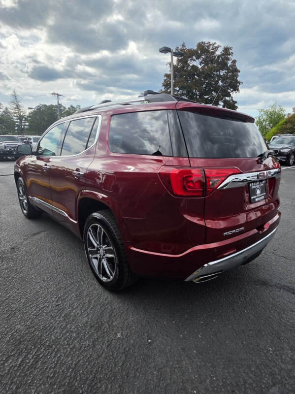 2017 GMC Acadia Denali