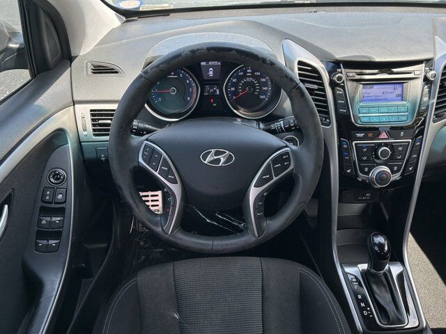2016 Hyundai Elantra GT 10