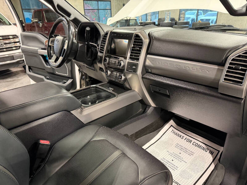 2017 Ford F-350 Super Duty Platinum