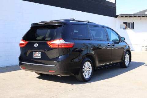 2015 Toyota Sienna