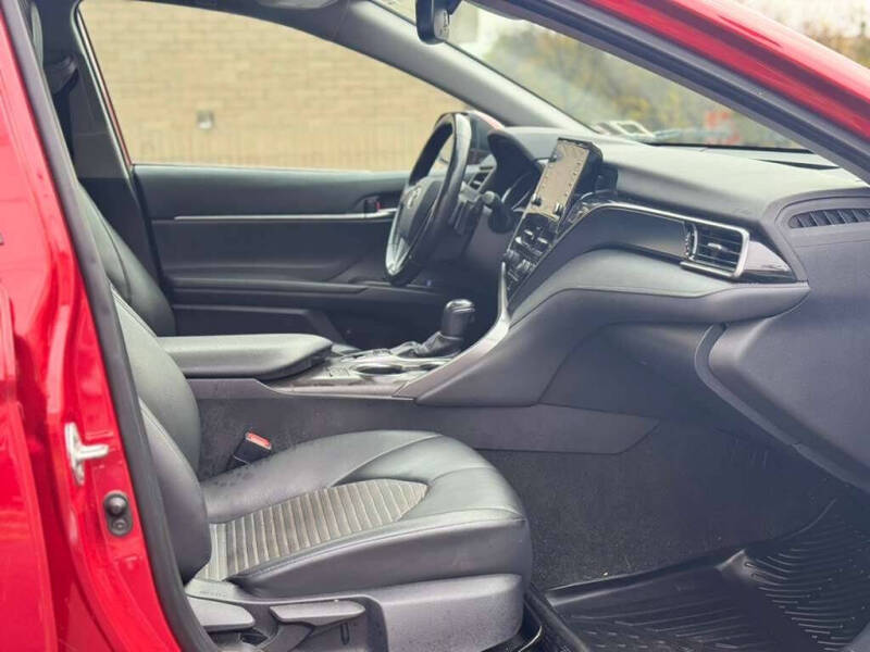 2023 Toyota Camry SE