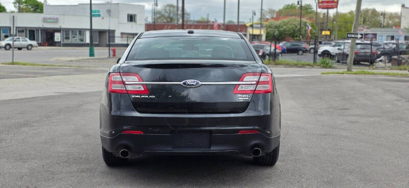 2013 Ford Taurus SEL