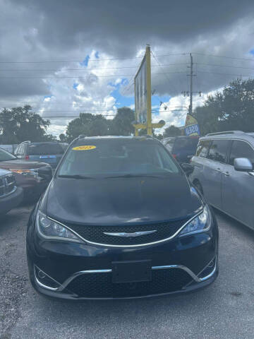 2018 Chrysler Pacifica Touring L