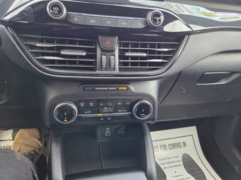 2025 Ford Escape ST-Line