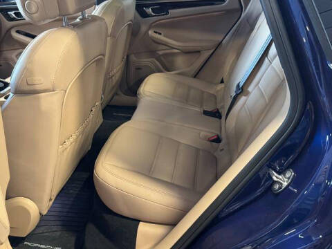 2024 Porsche Macan S
