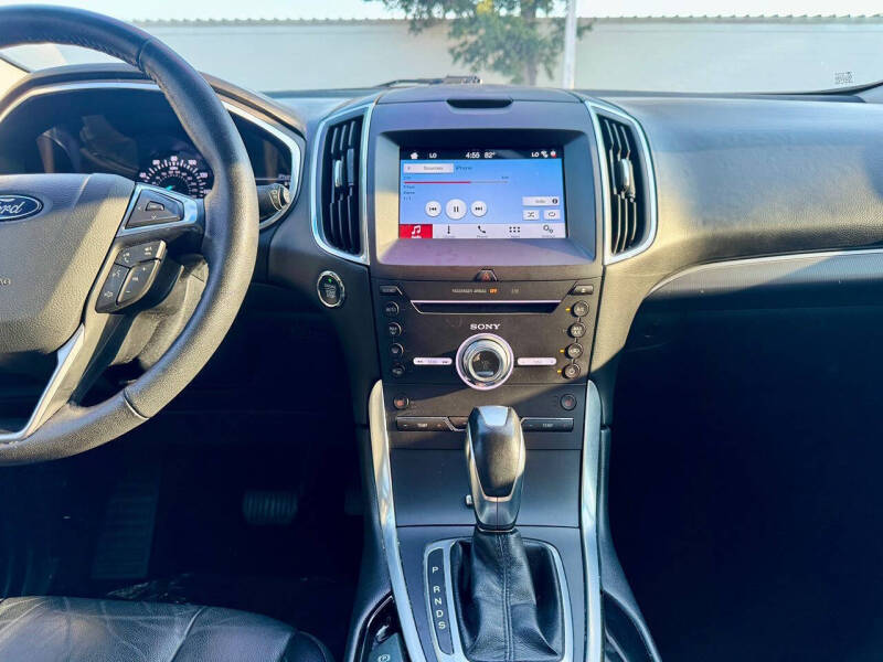 2018 Ford Edge Titanium